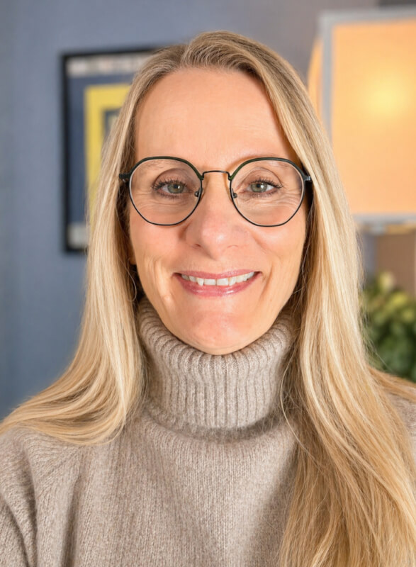 iris-hogan-headshot-mind-knows-body-doesnt